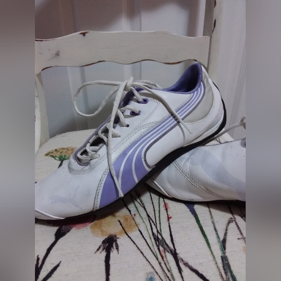 Puma Shoes - Vintage Puma white/lilac sneakers size 8.5